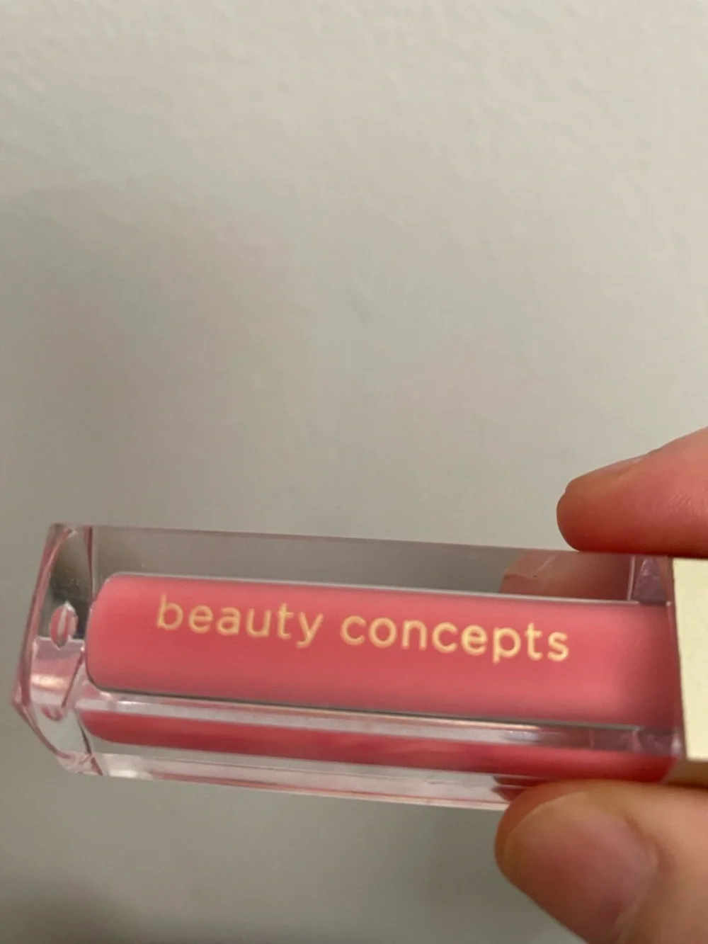 Beauty Concepts Pink Liquid Lipstick – Soft Pink Matte Finish